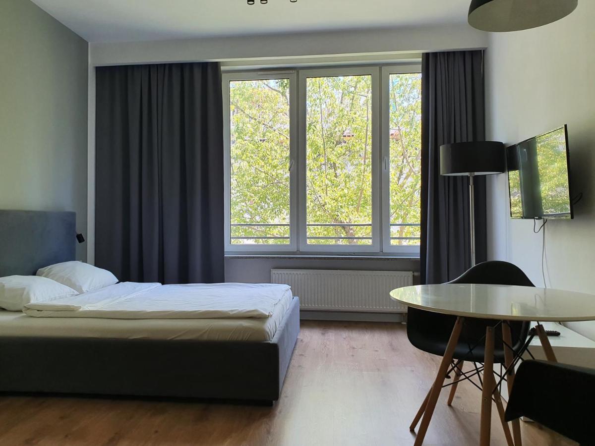 Chopin Apartments Expo Варшава Екстериор снимка